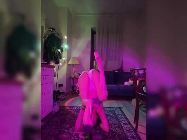 Offline -Your-Michelle- on BongaCams