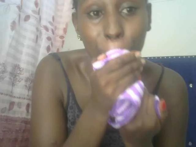 Offline Africanqueen20 on BongaCams