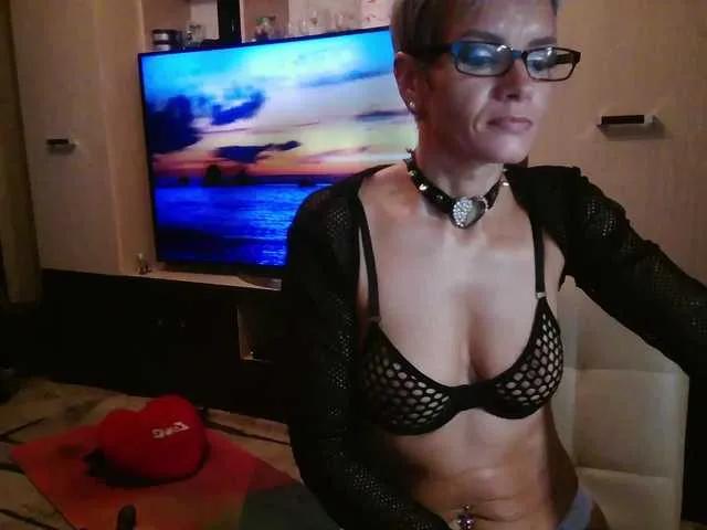 Alice69Sochi on BongaCams