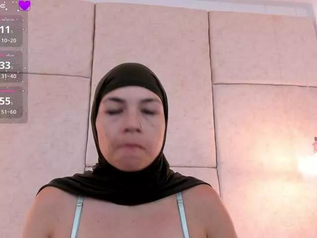 amira-s on BongaCams