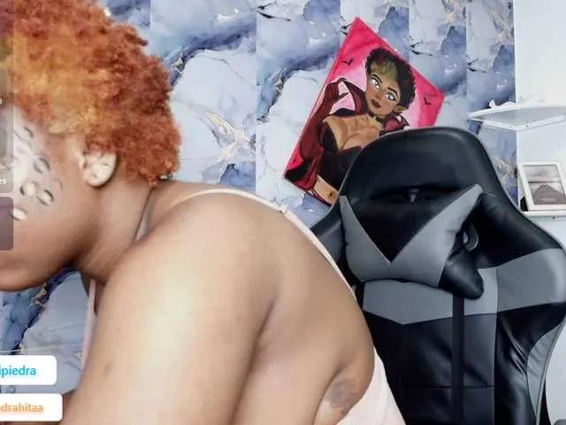 Freechat AngelThroatt on BongaCams