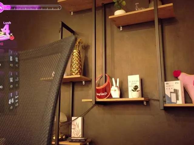 Freechat APRILHILL on BongaCams