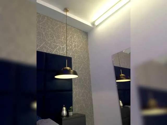 Freechat AteneaRoldan on BongaCams