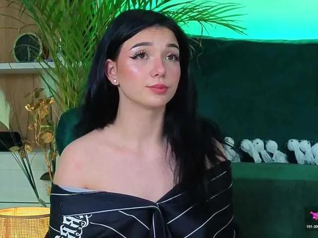 Offline AveryWillow on BongaCams