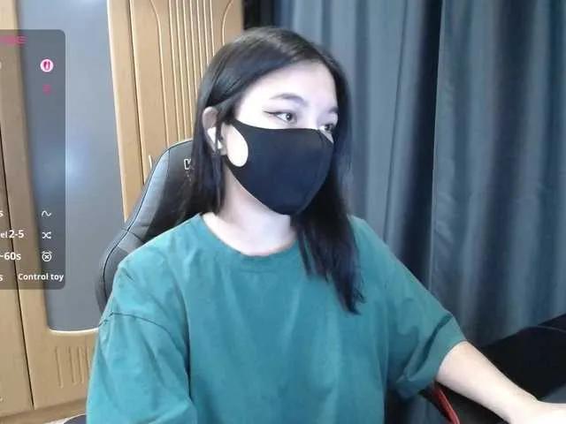 Offline Aya- on BongaCams