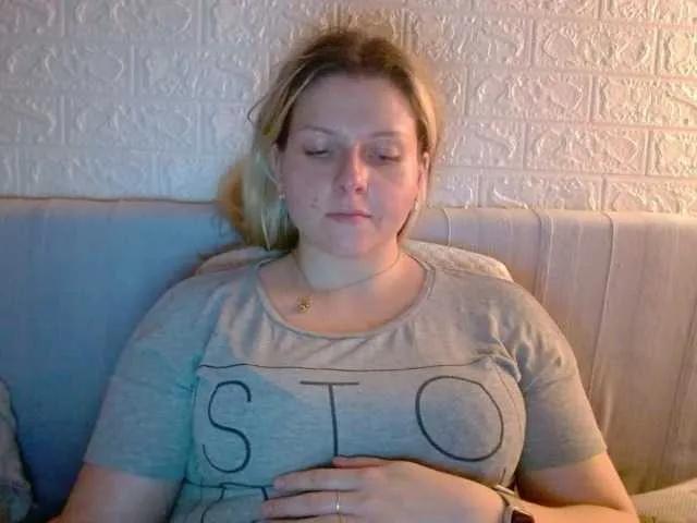 BritneyBlond on BongaCams