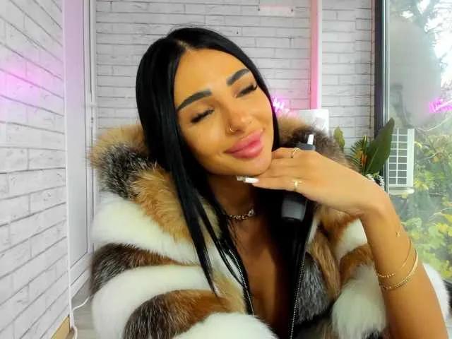 Offline BritneyCharm on BongaCams