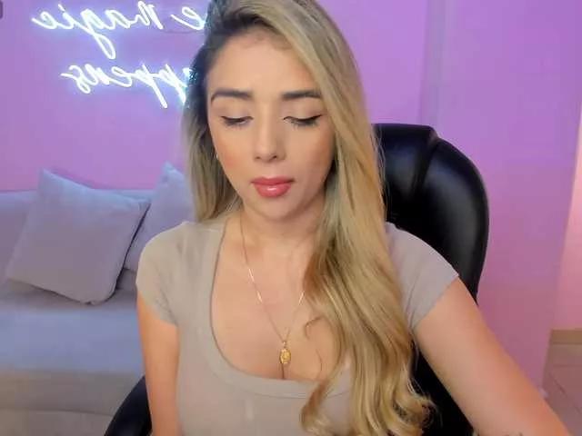 ChloePreston on BongaCams
