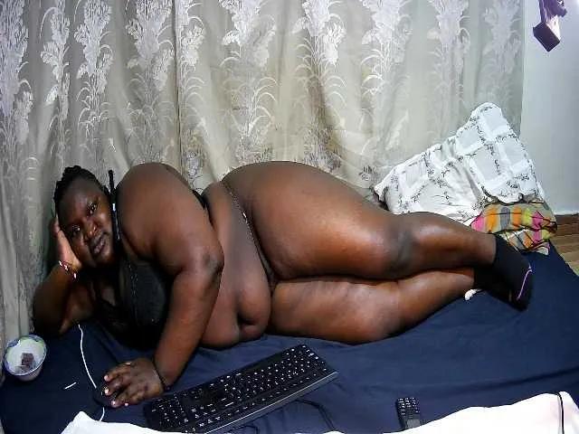 Freechat chubby-pritty on BongaCams