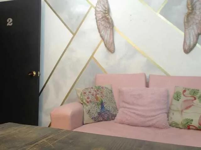 Offline Cyrano-Roxana on BongaCams