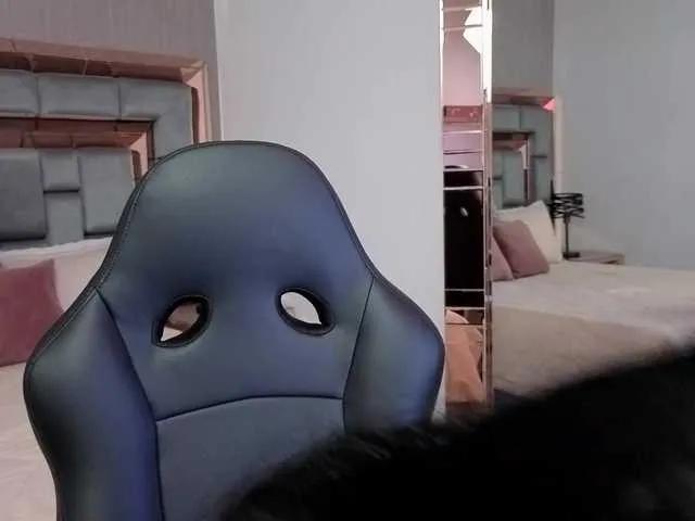 Offline DahianFord on BongaCams