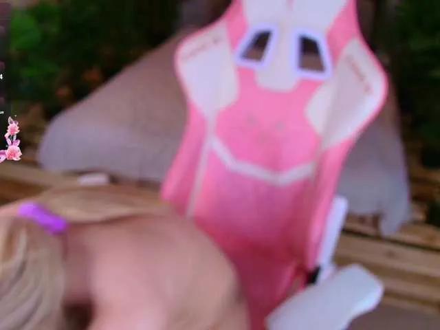 Daine-Pastry on BongaCams