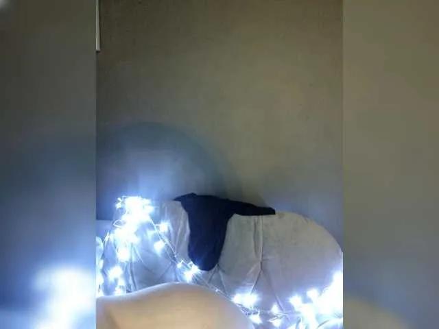 Freechat Detka-bez-monetki on BongaCams