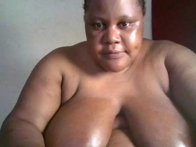 Ebonymagixs on BongaCams