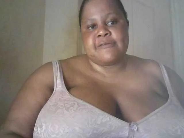 Ebonymagixs on BongaCams