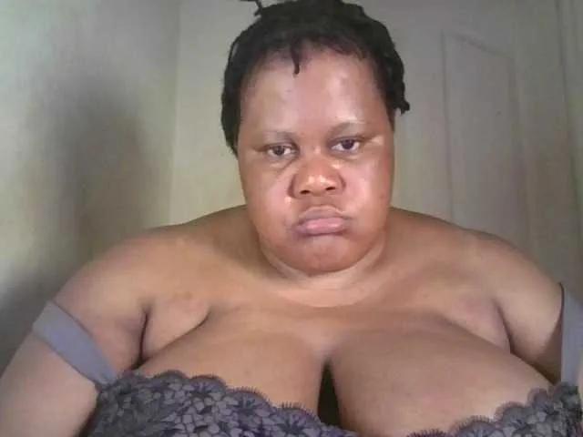 Ebonymagixs on BongaCams