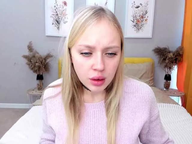 ElinaOcean on BongaCams