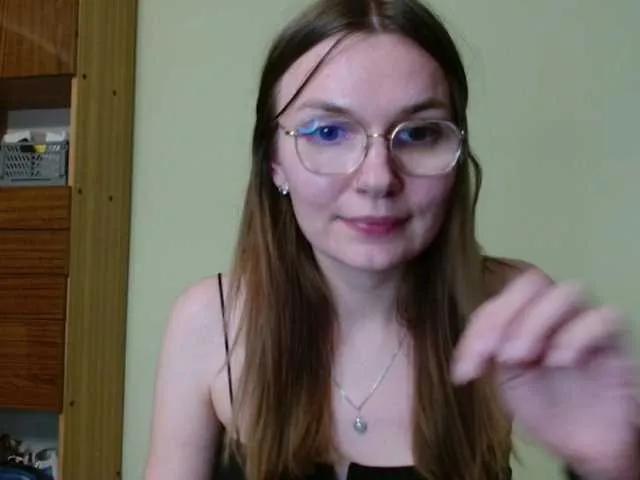 Ellyxcute on BongaCams