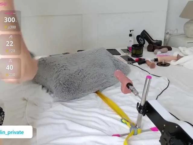 Emmababe on BongaCams