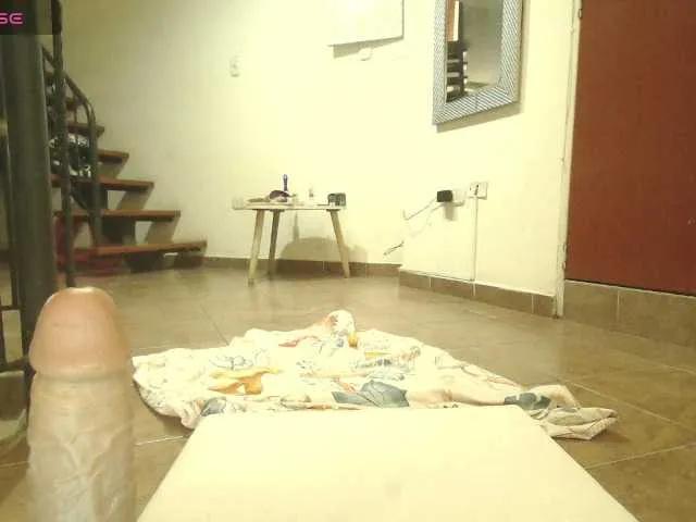 Offline emmaherby1 on BongaCams