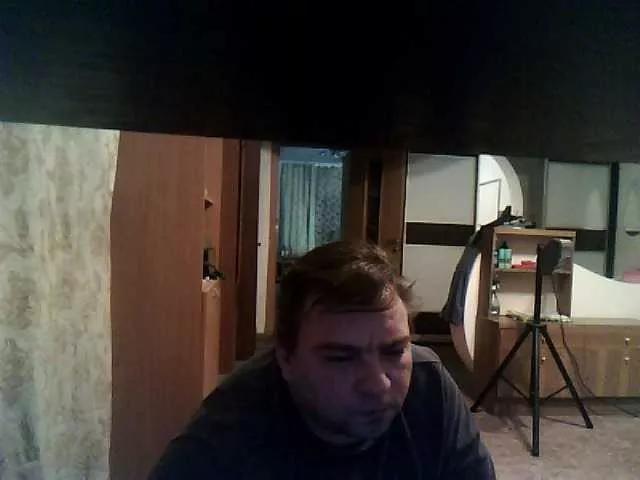 Offline family2020 on BongaCams