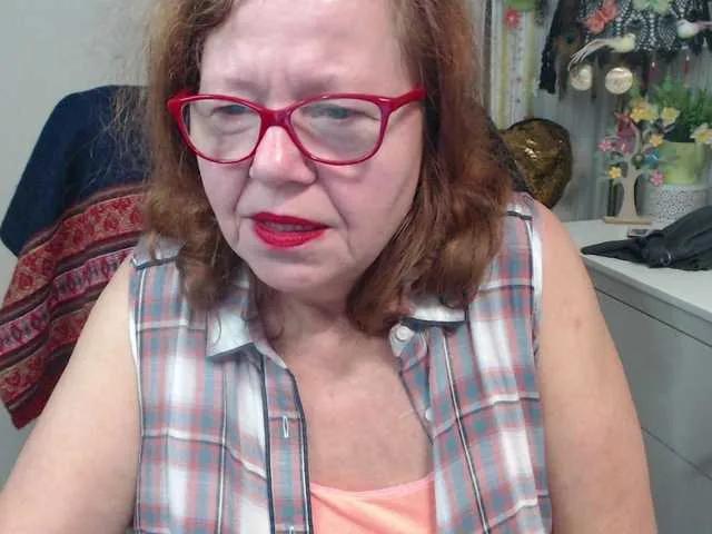 flirty-adele on BongaCams