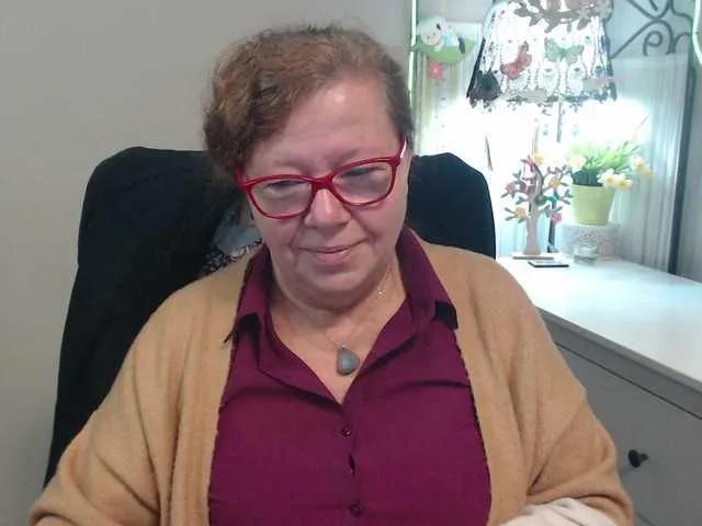 flirty-adele on BongaCams