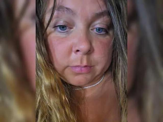 HairyCrotch on BongaCams