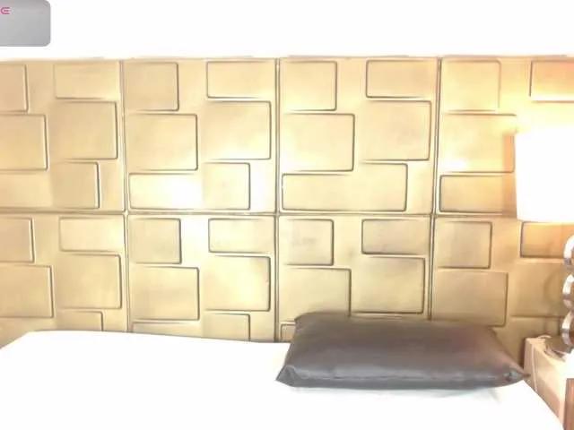 HatsaJones on BongaCams