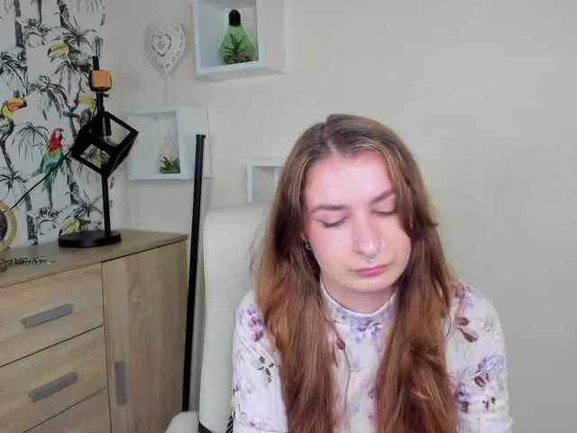 HotNina19 on BongaCams