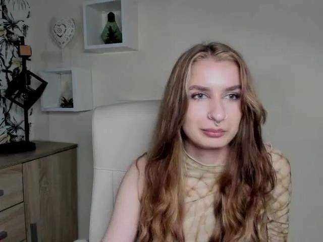 HotNina19 on BongaCams