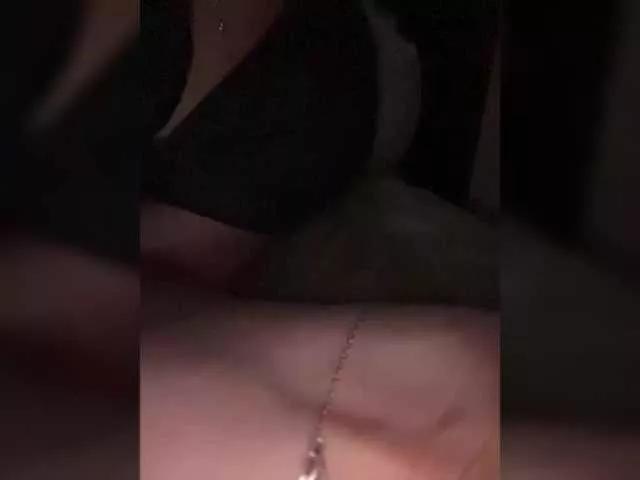 hotpars on BongaCams