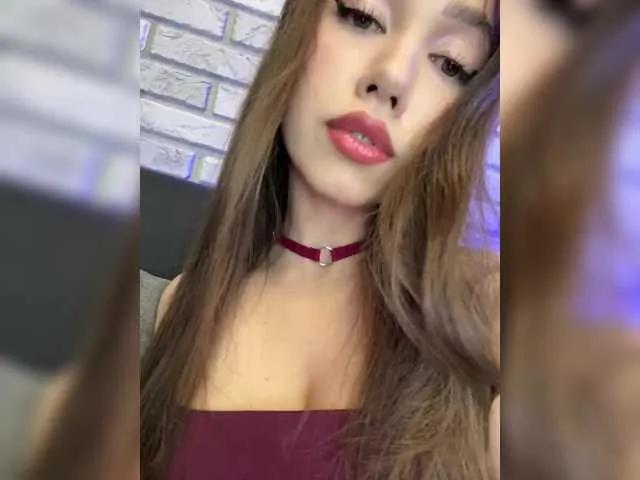 Jade8887 on BongaCams