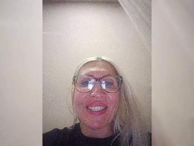 Katriona on BongaCams