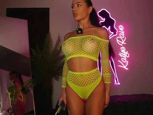 katyerave on BongaCams