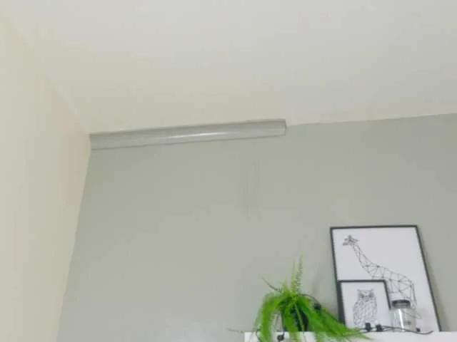 Kendalmiller on BongaCams