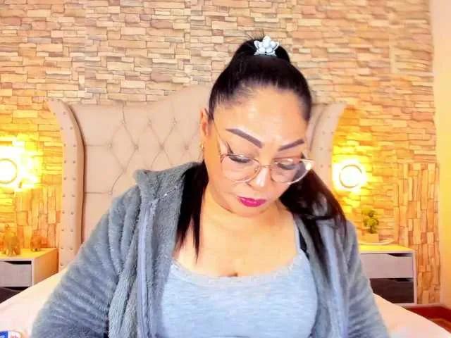 Keyla-Ruiz on BongaCams