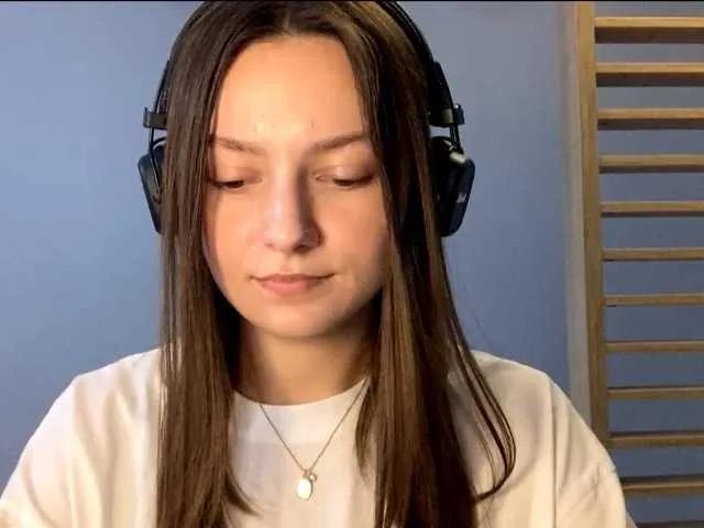 Offline KittieRusu on BongaCams