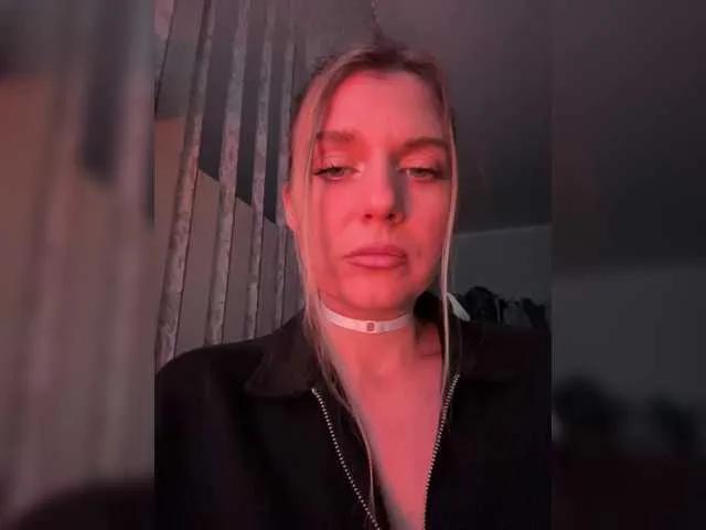 KotiMrrr on BongaCams