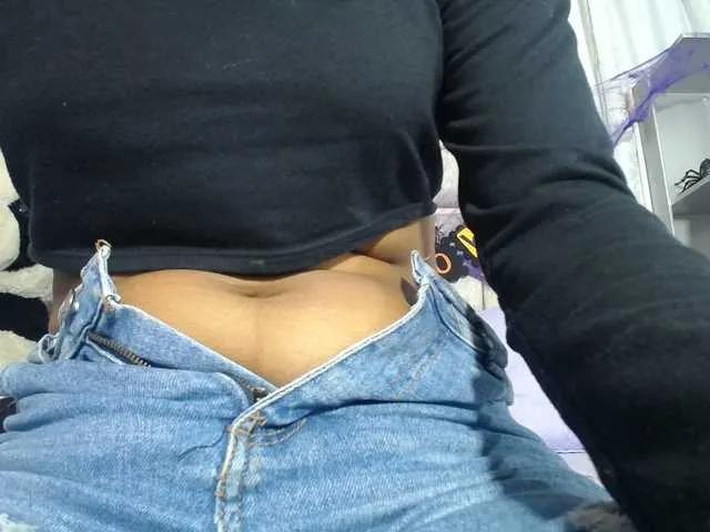 KOURTNEY- on BongaCams