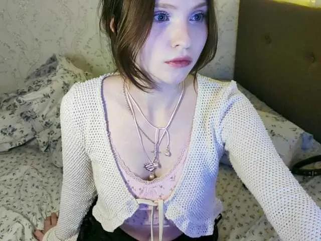 Offline l1ttle-puppy on BongaCams