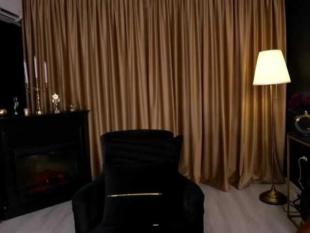 Freechat lady-vanya on BongaCams