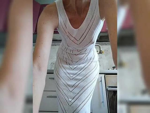 Lana503 on BongaCams