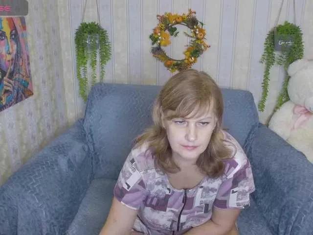 LinaTomingas on BongaCams