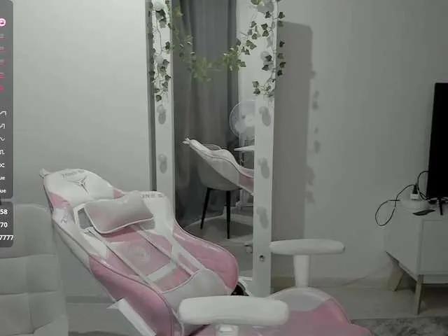 Freechat lissazmark2 on BongaCams