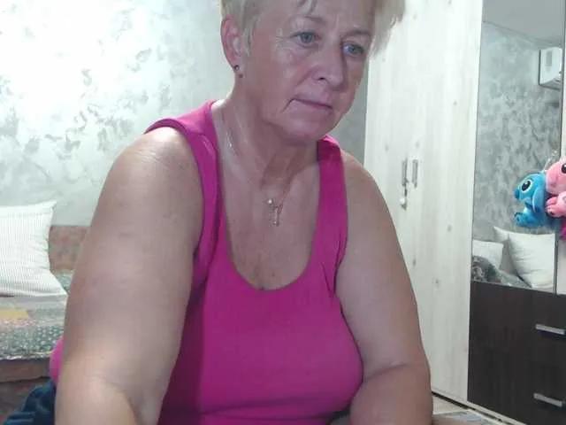 LovePinkLilli on BongaCams