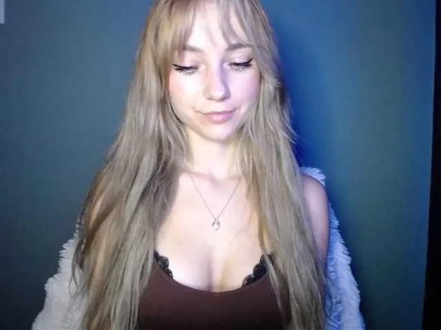 LuciaLovely on BongaCams