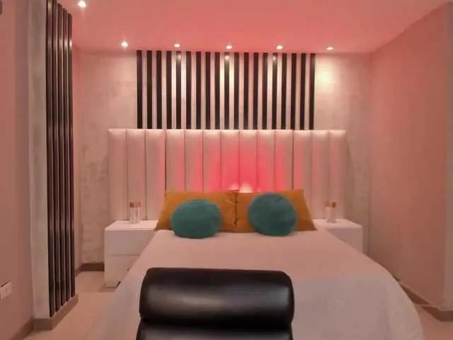 Freechat LucyWeiss on BongaCams