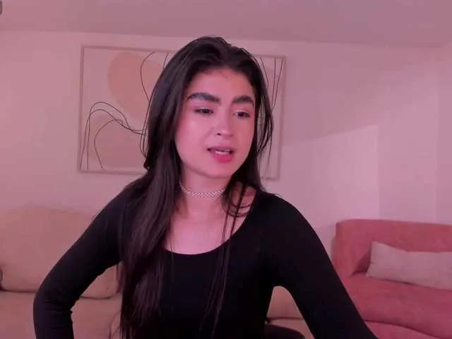 Freechat LucyWeiss on BongaCams