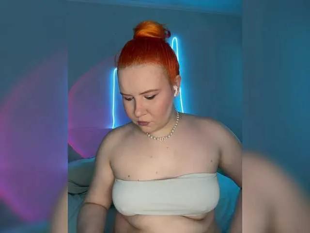 Freechat LunaLu13 on BongaCams